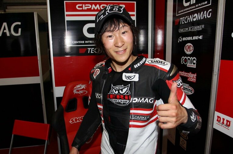 置かれた状況にかかわらず、レンズを向ければいつでも屈託のない笑顔を返してくれた富沢祥也 ／ photograph by Satoshi Endo