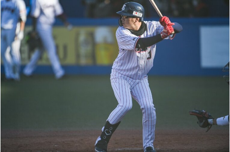 《異例の戦力外通告》が続く終盤戦と浅尾拓也を抜いたヤクルト3年目ドラ1・清水昇の日本新「48ホールド」 〈週刊セパ記録〉(22)