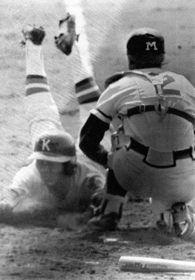 78年センバツ1回戦、箕島は黒澤尻工相手に1対0で守り勝った。捕手は石井と同級生の嶋田宗彦　©KYODO