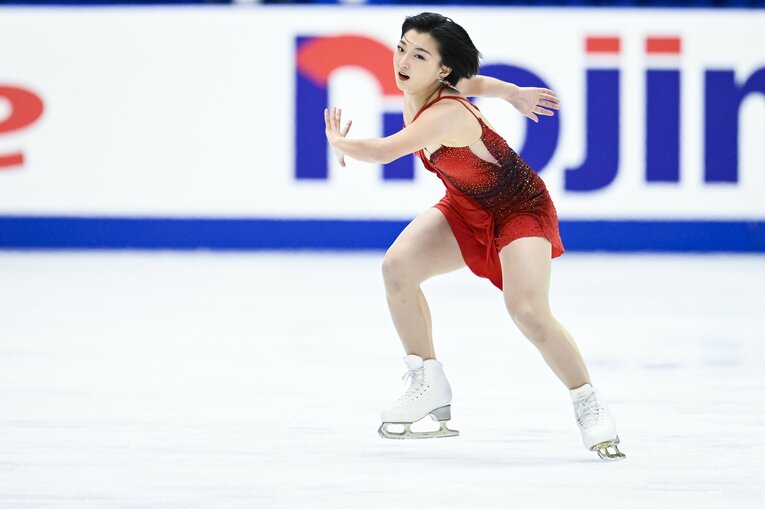 「天使と悪魔が戦ってて…」世界女王・坂本花織22歳が五輪メダル後のシーズンで抱える葛藤「今季あらゆる場面で、悪魔が言うんです」(43)