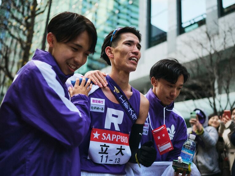 復路ゴール、シード権争いから脱落して無念の表情の立教大アンカー永井駿（3年）　©Yuki Suenaga