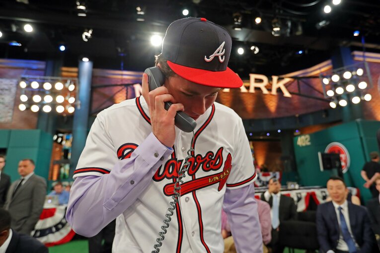 ブレーブスからドラフト指名を受けた瞬間　©Getty Images