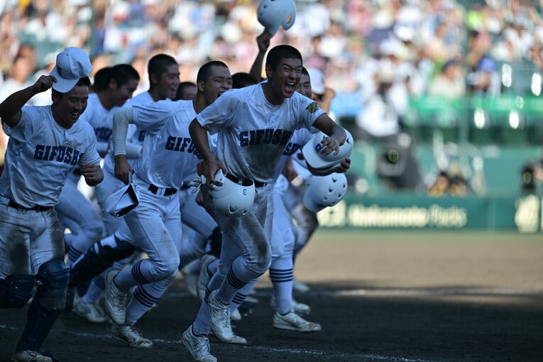 2025年夏の甲子園でベスト4に進出した県岐阜商　©Hideki Sugiyama