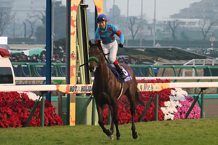 新潟記念に3歳で挑戦のワーケア。あのグランプリホースの再来か? <Number Web> photograph by Satoshi Hiramatsu