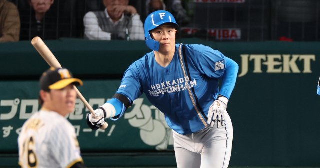 日本ハム移籍でもう6勝「バットを持つと輝き増す」山崎福也 日本ハム移籍でもう6勝「バットを持つと輝き増す」山崎福也