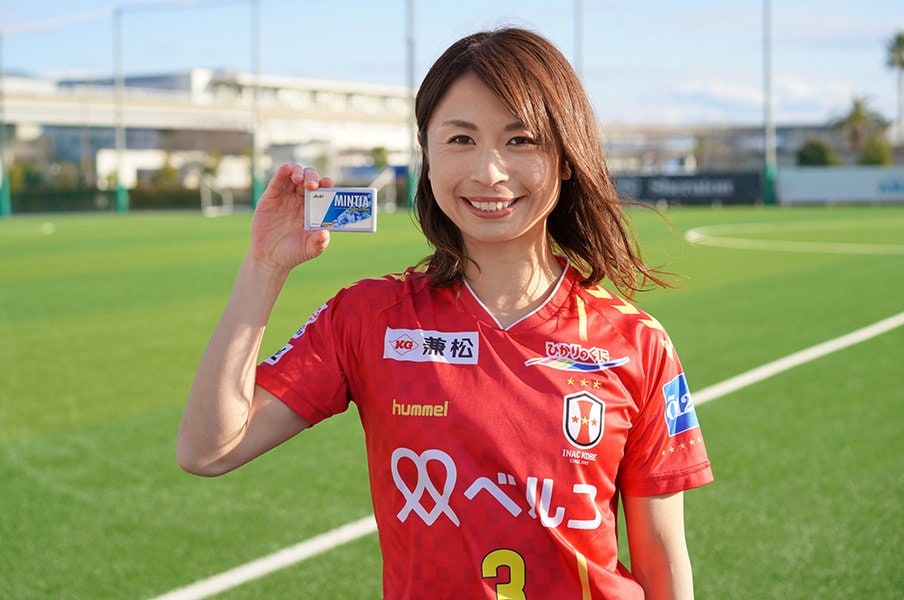 <特別インタビュー vol.1>鮫島彩「気持ちのリフレッシュと、コミュニケーションを大切に」<Number Web> photograph by Hideki Sugiyama