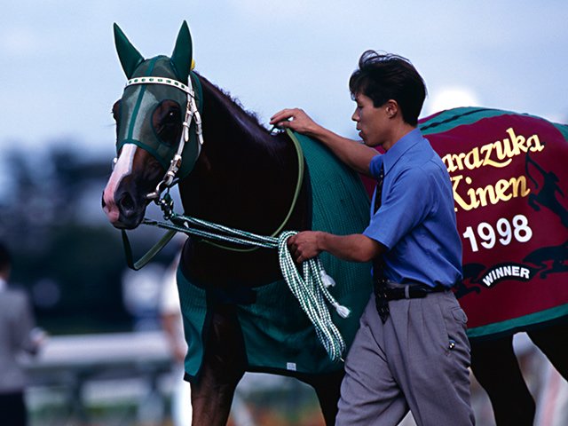 宝塚記念馬サイレンススズカの記憶。武豊が見たサラブレッドの「理想」。<Number Web> photograph by Tomohiko Hayashi