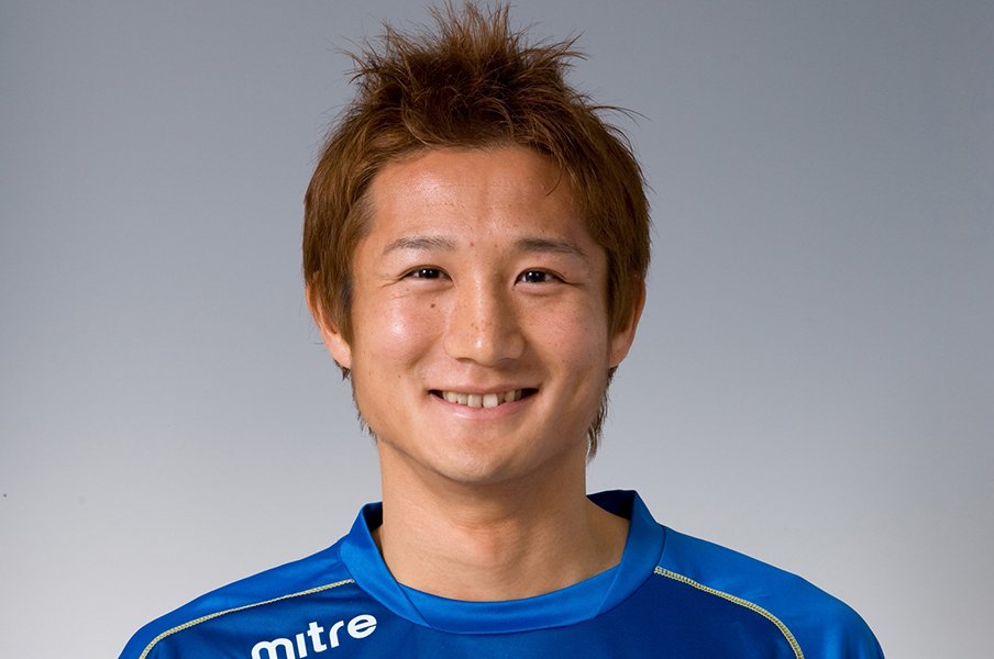 25歳でJ2戦力外「お前何やってるんだ、と…2年間で築いた信頼を失いました」現“平均年収1000万円超コンサル企業”社会人のプロサッカー人生<Number Web> photograph by J.LEAGUE