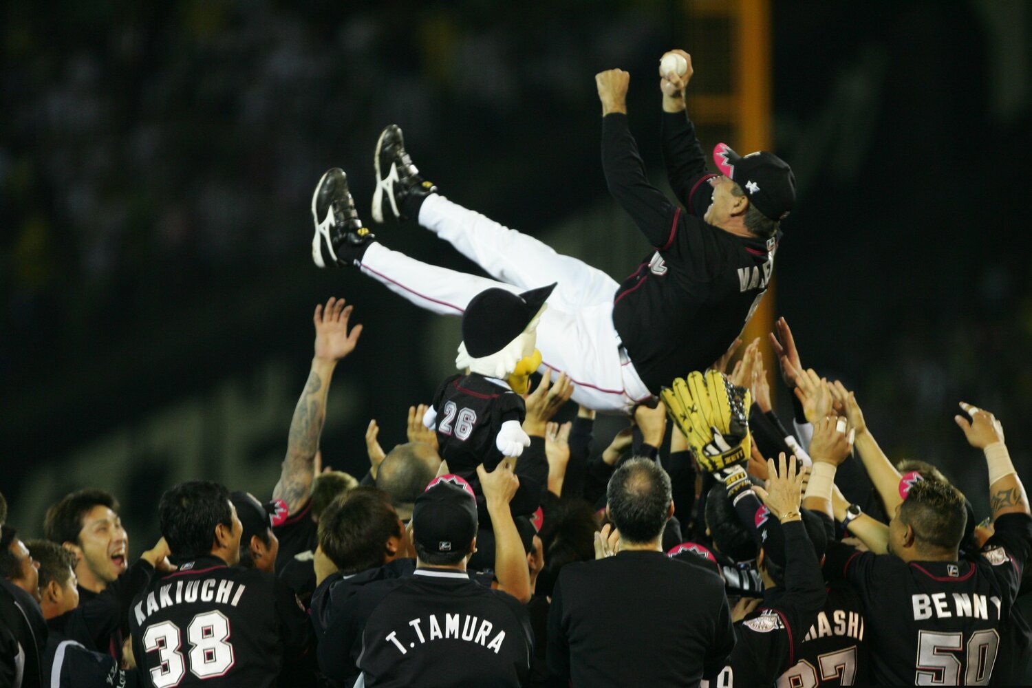 日本シリーズでは阪神相手に4連勝、日本一を背番号26のファンとともにつかみ取った　©Koji Asakura