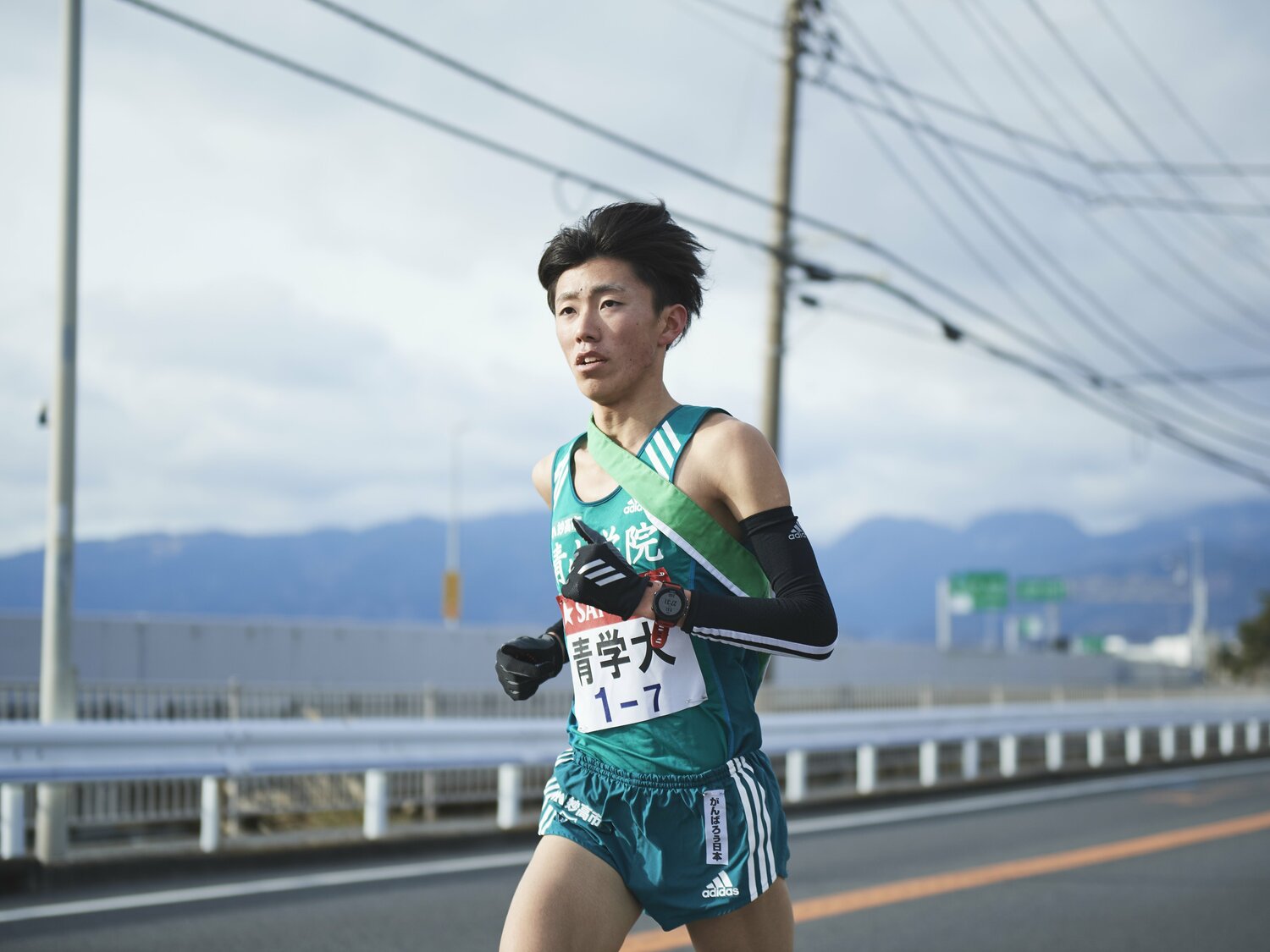 山内が給水係を務めた近藤は後にチームの大エースに　©Yuki Suenaga