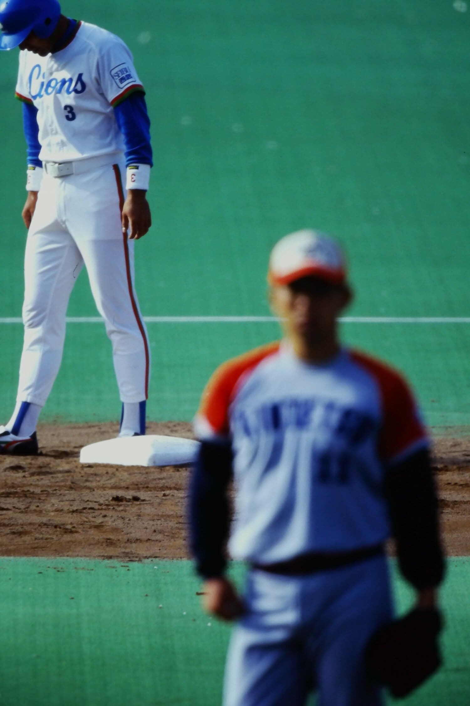 清原は二塁に　©Koji Asakura