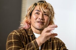 【棚橋の告白】「僕はたぶん、猪木さんに対して怒っていたんですよ」 アントニオ猪木の張り手に、デビュー4年目の棚橋弘至が“睨み返した日”の真相