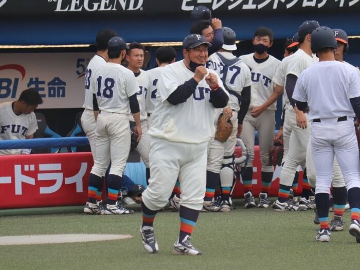 “雑草集団”はなぜ強くなった? 全国準V・福井工大の大躍進…下野監督「辞める理由じゃなくて、続ける理由を探そう」<Number Web> photograph by Yu Takagi