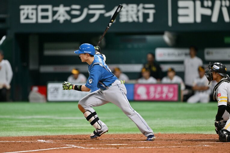 ［第5戦］5回、タイムリーツーベースを放つ清宮　©Hideki Sugiyama