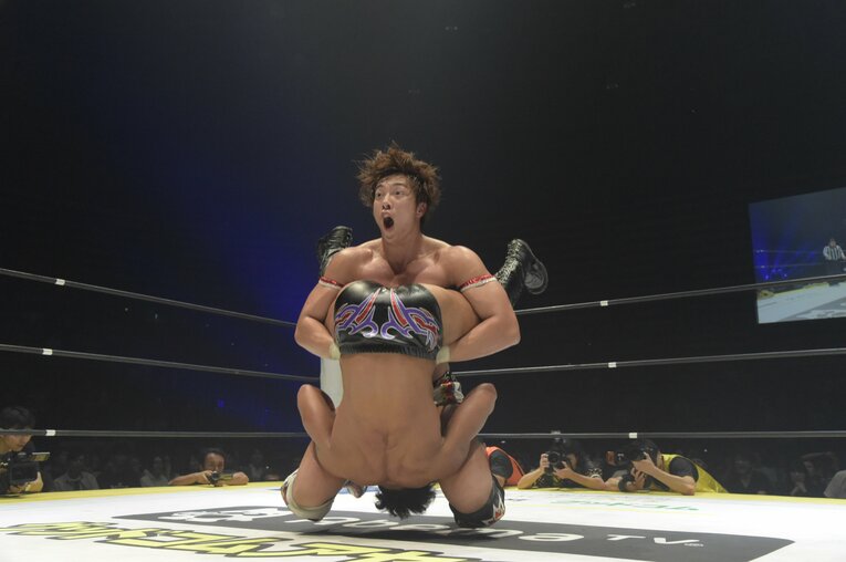 「早熟なのに大器晩成」DDT竹下幸之介（26）は“現代のジャンボ鶴田”なのか？ ついに“敢闘賞”受賞した男の真価とは《デビュー10周年》(31)