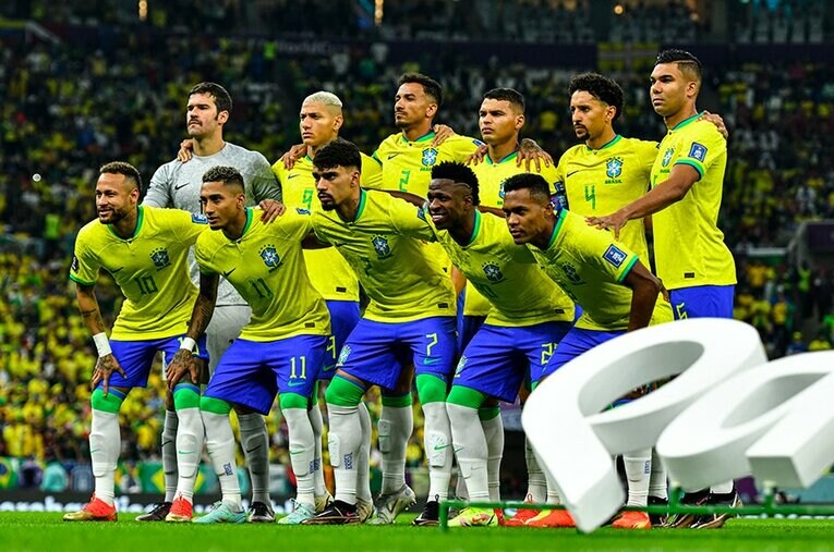 優勝こそ02年のみだが、ブラジルは過去7大会すべてで「ベスト8以上」の成績を残した唯一の国である　©Takuya Sugiyama/JMPA