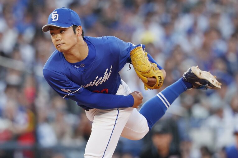 内外野→先発→リリーフとその能力の高さから様々なポジションを試されている根尾昂。不安定な立場ではあるが「不安はない」と言い切る ／ photograph by JIJI PRESS