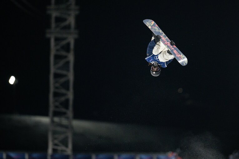 ミラノ五輪男子ハープパイプ決勝【スワイプするとそのほかの写真もご覧になれます】　©Nanae Suzuki／JMPA