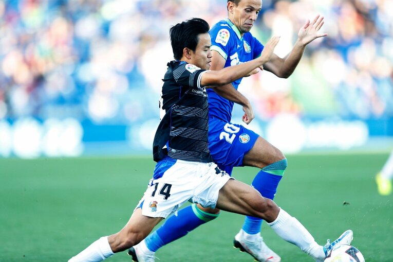 久保建英は「シルバらと共存・連動」が今のソシエダで最適解か　マンU戦勝利から中2日→“トップ下で迷った”古巣戦を撮って気づいたこと(11)