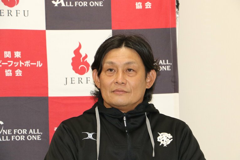 大東大の酒井監督　©Nobuhiko Otomo