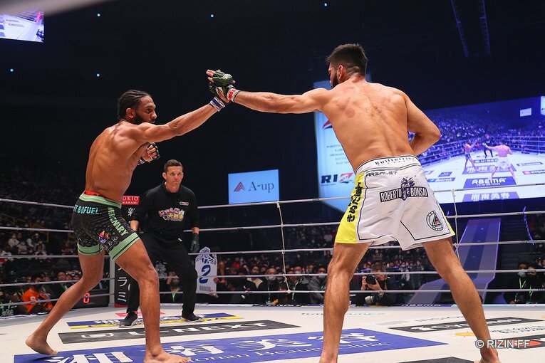 大将戦。ホベルト・サトシ・ソウザvs.AJ・マッキー　©RIZIN FF