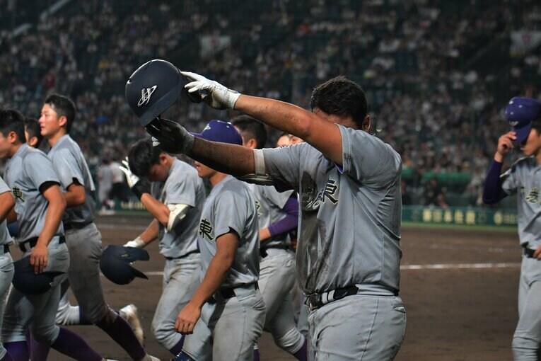 選手も、監督も、そして観客も泣いた…花巻東の最終回「伝説の反撃」　©Hideki Sugiyama