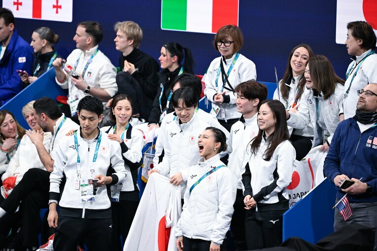 フィギュア日本チームを終始盛り上げていた坂本花織　©Asami Enomoto／JMPA