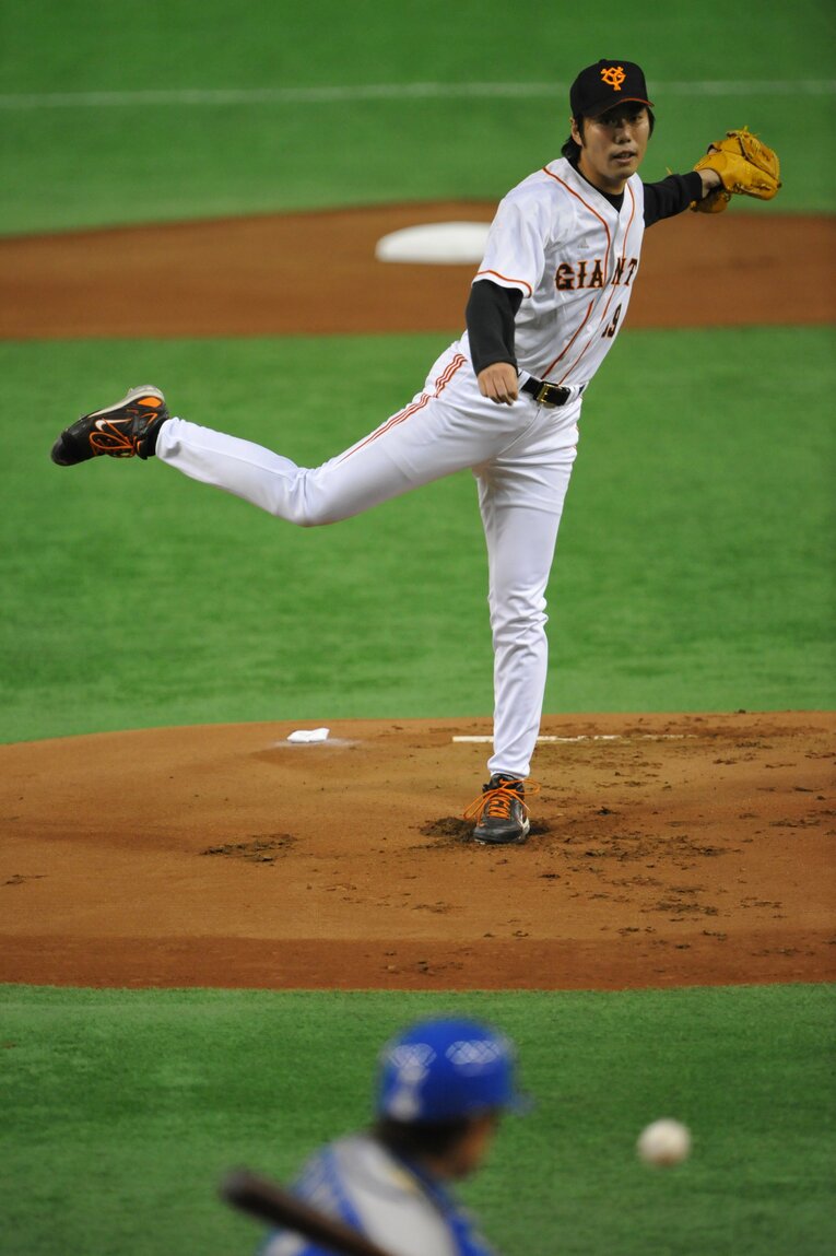 緻密なコントロールと魔球と称されたスプリットを駆使してメジャーリーグでも大活躍した　©Sports Graphic Number