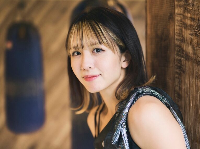 菅原美優22歳「アンチもいる中で成長してきた」話題の美容師兼業ファイターを支えた“先輩・武尊のアドバイス”《特別フォトインタビュー》(35)