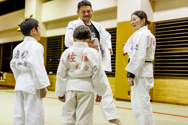 昨年から子供たちを指導する染宮さん（四街道警察・警和会）　©︎Kiichi Matsumoto