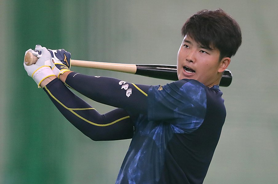 プロ野球、自主トレでヤクルト村上宗隆らに陽性判定が…契約期間外でも球団が管理すべき?<Number Web> photograph by SANKEI SHINBUN