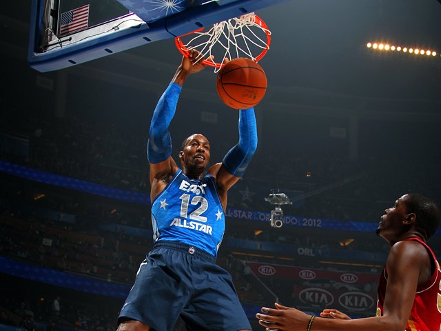 地元でのお祭りが終わり、注目されるハワードの去就。～マジック残留か