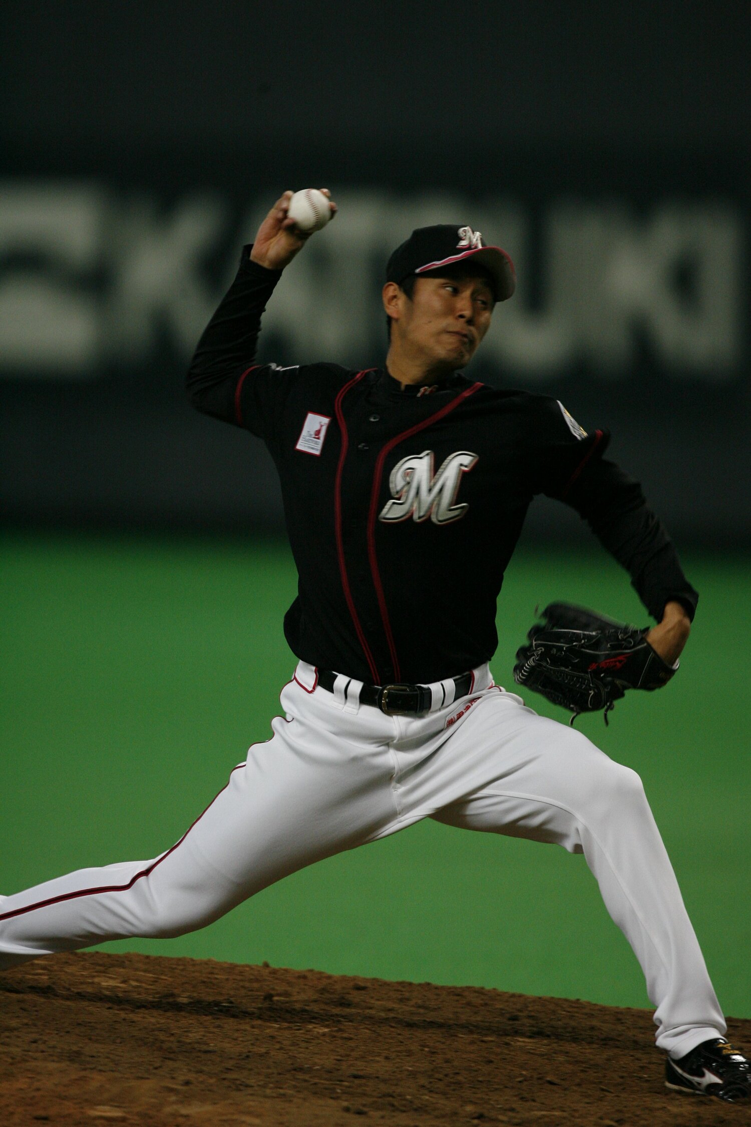 ロッテ時代の久保。NPBでは3球団を渡り歩き、通算97勝をマークした ©BUNGEISHUNJU