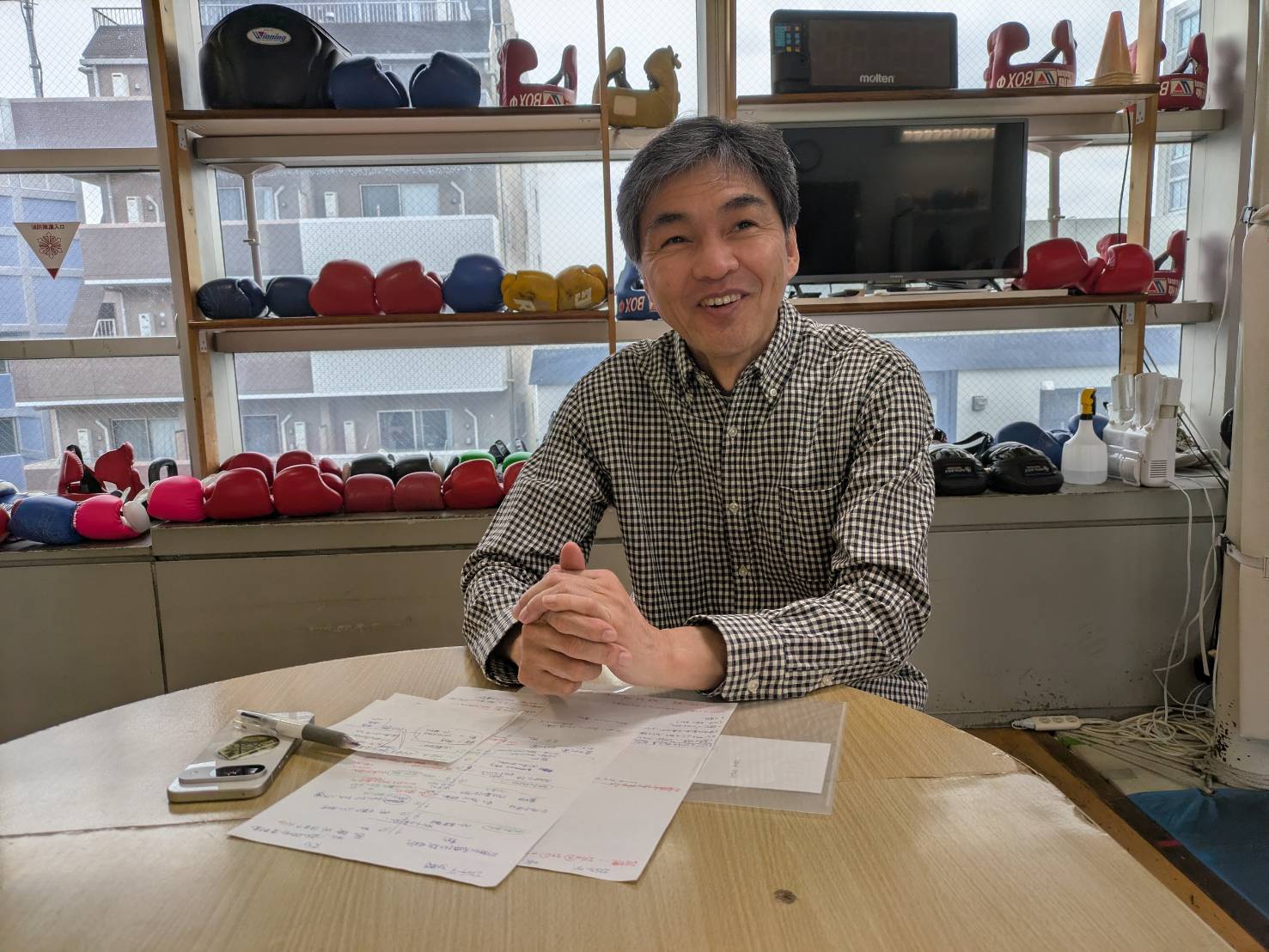 那須川天心vs.エストラーダの一戦を徹底解説した元WBA世界スーパーフライ級王者の飯田覚士氏 ©️Toshio Ninomiya