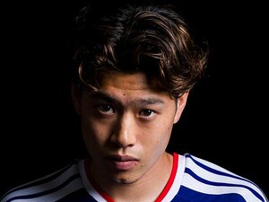市場価値44億円の日本代表MF「W杯でブレイクするので」「（三笘）薫くんみたいな」鈴木唯人24歳がニヤリと語った「すんごい自信」の源〈インタビュー〉