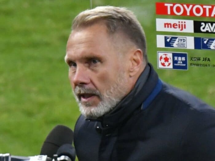 イニエスタら温存の神戸。開始16秒古橋弾、山口蛍リベロに“同時4枚替え”も実らずドロー。＜Number Web＞ photograph by Takuya Sugiyama