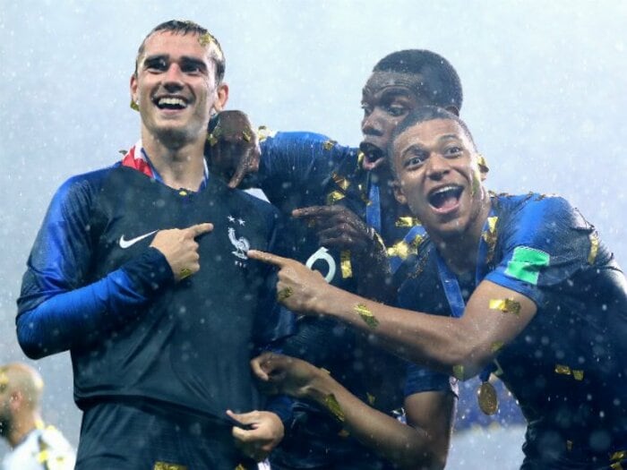 W杯優勝は20年ぶり2度目の偉業！個が組織の中で輝いた若きフランス。＜Number Web＞ photograph by Getty Images