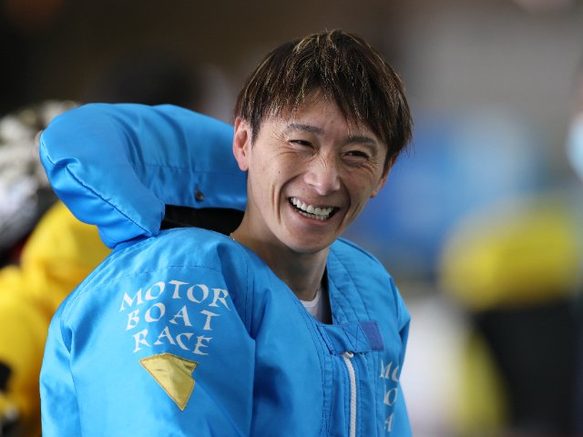 4カドの峰は峰なんよ」千鳥・大悟の名言がボートレース界のスターに