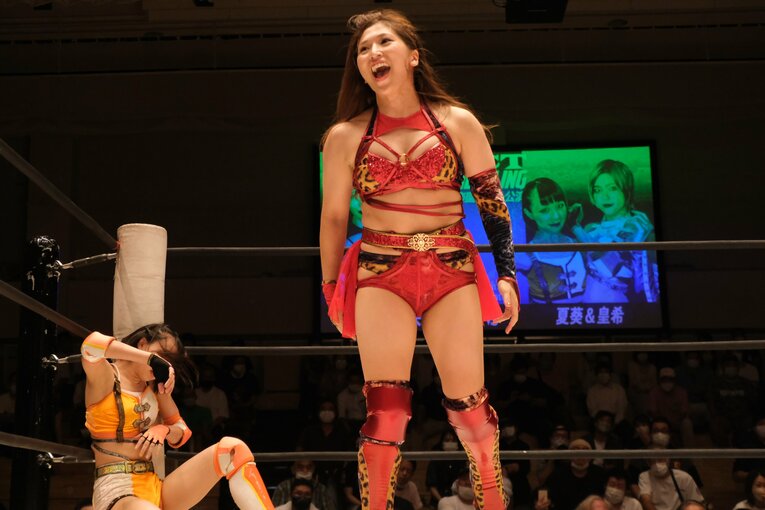 「闘うグラドル」もデビュー、アクトレスガールズの“華がスゴい”新人たちの裏で…エース・青野未来が泣いた理由「まったく追いつけていない」(37)