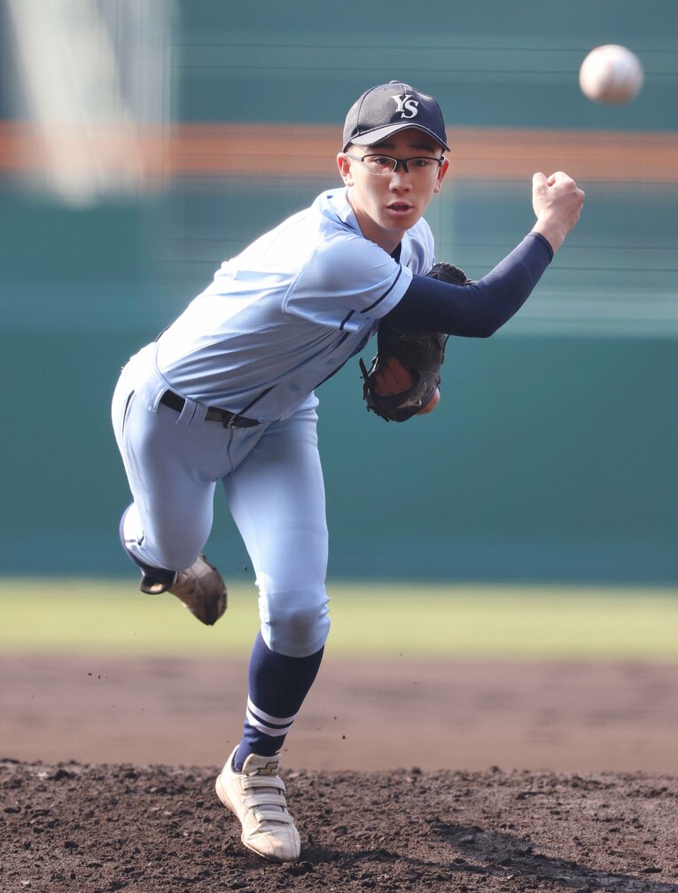 横浜清陵の先発・小原悠人　©JIJI PRESS