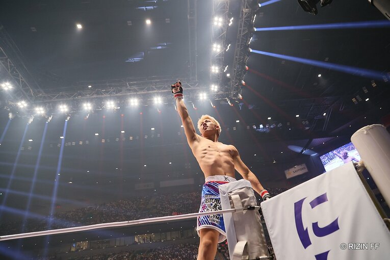 RIZINでの公式戦は2連勝となった三浦。“キング”への道はここから始まる　©RIZIN FF