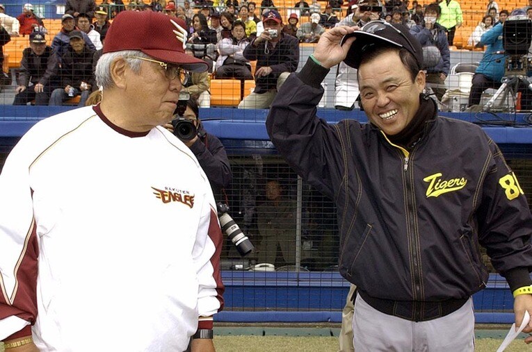 楽天時代の野村克也監督と阪神・岡田彰布監督　©Sankei Shimbun