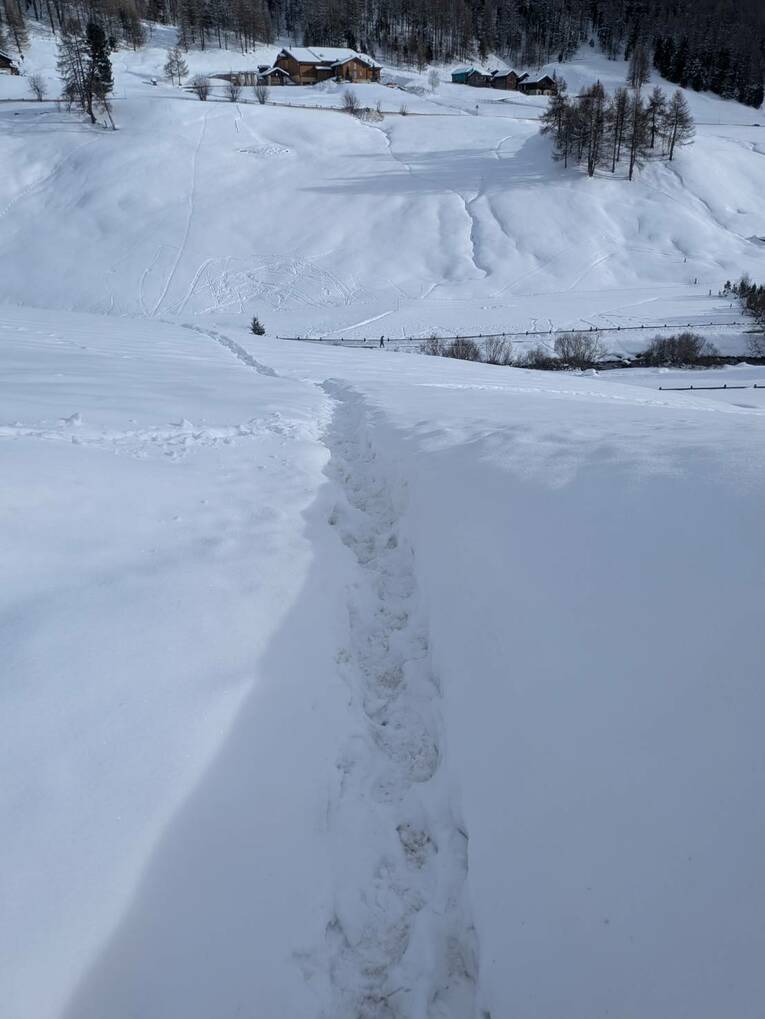 深い雪道が続く　©Yumiko Yanai