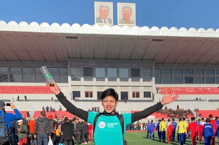 北朝鮮・平壌マラソン参戦記、後編。10万人の大歓声が虚しく響く。(8) ／ photograph by Takashi Sahara