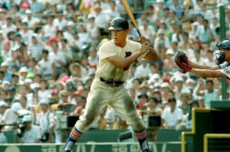 30年前の1992年8月16日、明徳義塾戦で星稜・松井秀喜は5打席連続で敬遠策を取られ、チームも敗れた。当時の監督、山下智茂に話を聞くと… ／ photograph by Sankei Shimbun