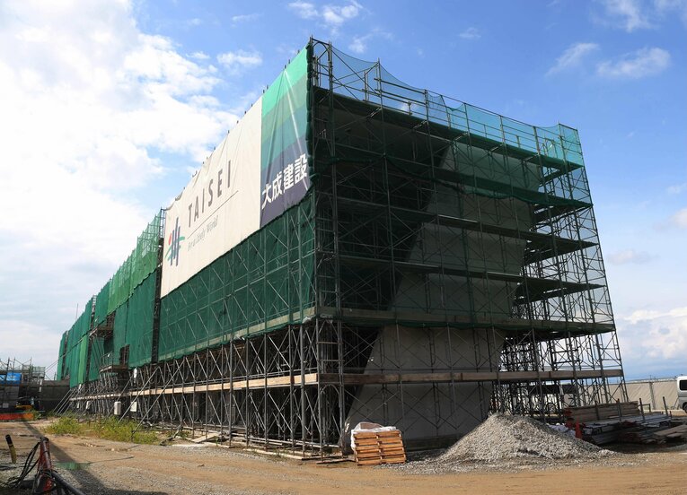 2015年、建設段階のファーム施設「ＨＡＷＫＳベースボールパーク筑後」（寮）　©JIJI PRESS