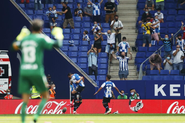 “アジア人差別疑惑”後に古巣復帰したグリーズマンを撮りに行ったら…「アディショナルタイム10分」の信じられない結末〈激写〉(16)