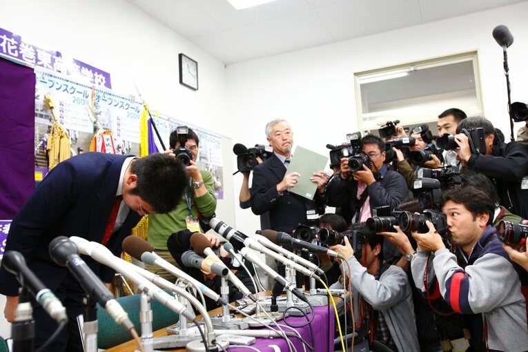 指名後、会見を行った菊池雄星　©Tamon Matsuzono