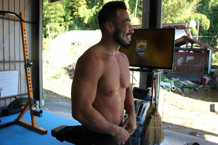 “ジャパニーズ・ビースト”や“野生獣”といった異名を持つ手塚裕之　©Number Web