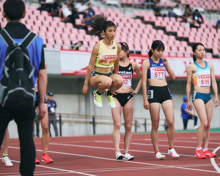 6月の日本選手権では五輪標準記録も突破して圧巻の独走劇を見せた田中。レース前には驚きの跳躍力も見せた　©Yuki Suenaga